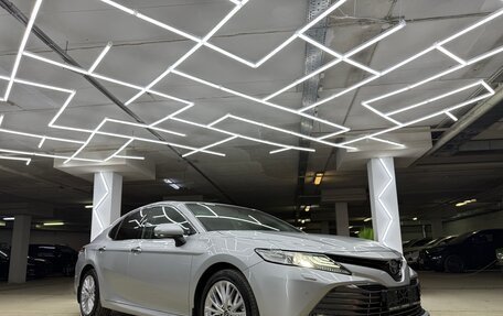 Toyota Camry, 2019 год, 2 900 000 рублей, 8 фотография