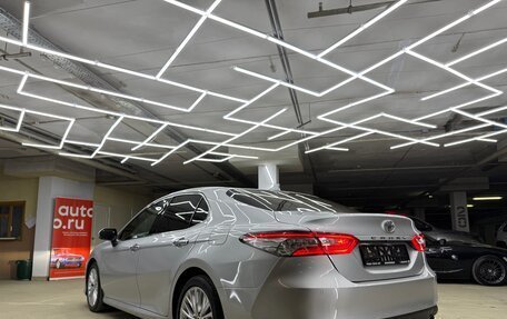 Toyota Camry, 2019 год, 2 900 000 рублей, 11 фотография