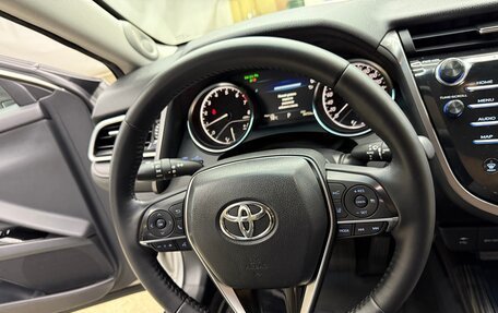 Toyota Camry, 2019 год, 2 900 000 рублей, 34 фотография