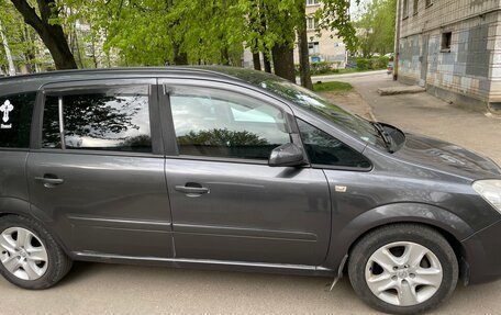 Opel Zafira B, 2008 год, 590 000 рублей, 3 фотография