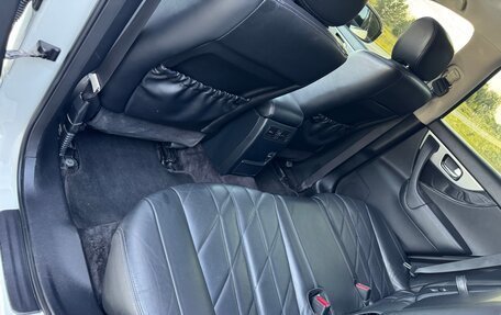Infiniti QX70, 2014 год, 2 250 000 рублей, 12 фотография
