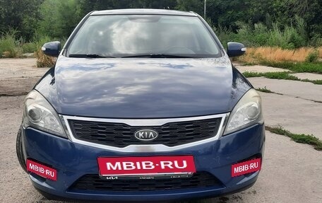 KIA cee'd I рестайлинг, 2010 год, 870 000 рублей, 5 фотография