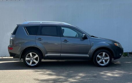 Mitsubishi Outlander III рестайлинг 3, 2008 год, 970 000 рублей, 4 фотография