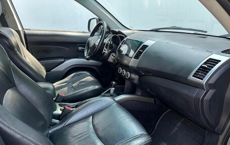 Mitsubishi Outlander III рестайлинг 3, 2008 год, 970 000 рублей, 13 фотография