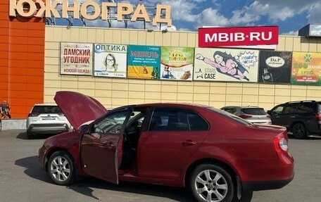 Volkswagen Jetta VI, 2010 год, 680 000 рублей, 14 фотография