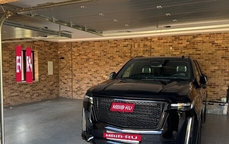 Cadillac Escalade V, 2023 год, 14 500 000 рублей, 10 фотография
