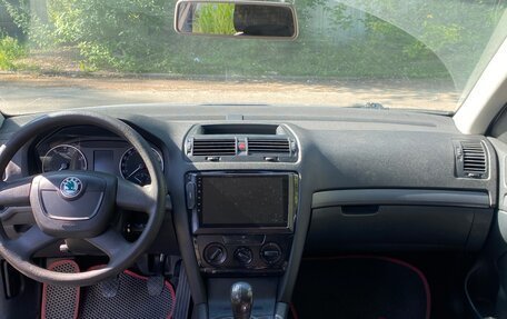 Skoda Octavia, 2010 год, 550 000 рублей, 3 фотография