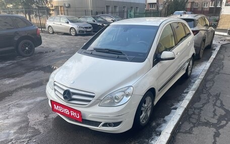 Mercedes-Benz B-Класс, 2009 год, 890 000 рублей, 2 фотография
