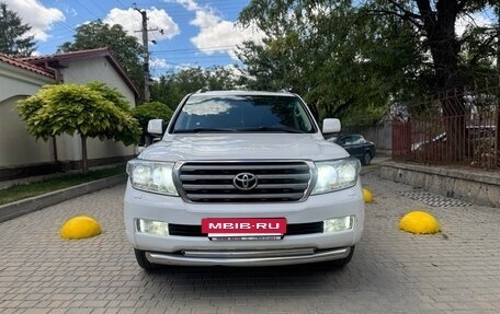 Toyota Land Cruiser 200, 2011 год, 3 675 000 рублей, 3 фотография