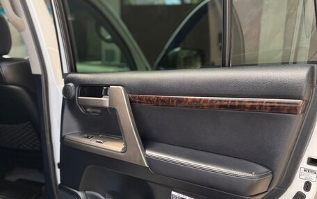 Toyota Land Cruiser 200, 2011 год, 3 675 000 рублей, 17 фотография