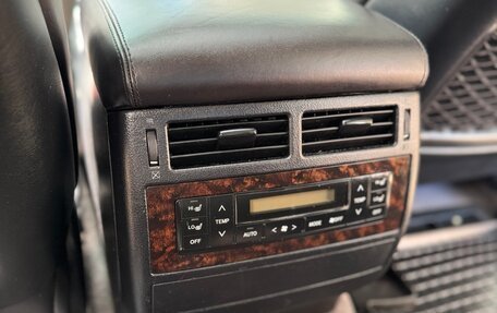 Toyota Land Cruiser 200, 2011 год, 3 675 000 рублей, 16 фотография