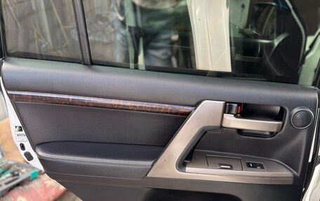 Toyota Land Cruiser 200, 2011 год, 3 675 000 рублей, 14 фотография