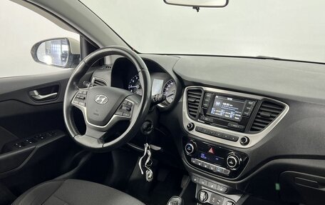 Hyundai Solaris II рестайлинг, 2018 год, 1 279 000 рублей, 14 фотография