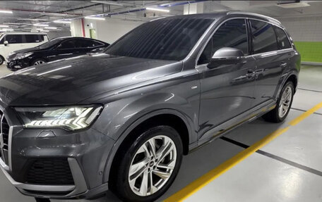 Audi Q7, 2022 год, 5 555 000 рублей, 1 фотография