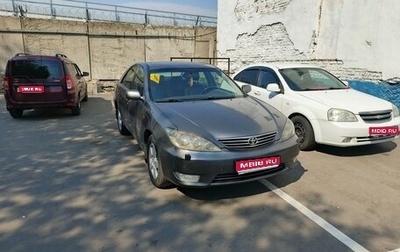 Toyota Camry V40, 2004 год, 850 000 рублей, 1 фотография