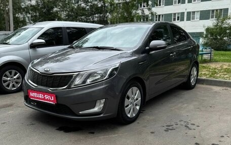 KIA Rio III рестайлинг, 2013 год, 740 000 рублей, 1 фотография