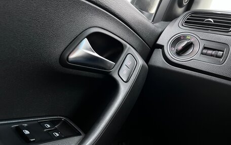 Volkswagen Polo VI (EU Market), 2017 год, 1 020 000 рублей, 29 фотография