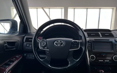 Toyota Camry, 2014 год, 1 590 000 рублей, 15 фотография