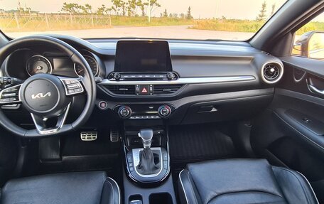 KIA Cerato IV, 2022 год, 2 690 000 рублей, 15 фотография