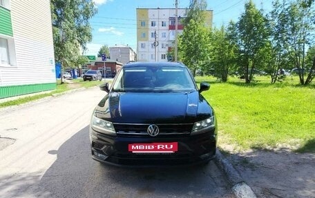Volkswagen Tiguan II, 2019 год, 1 590 633 рублей, 2 фотография