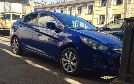 Hyundai Solaris II рестайлинг, 2012 год, 665 000 рублей, 3 фотография
