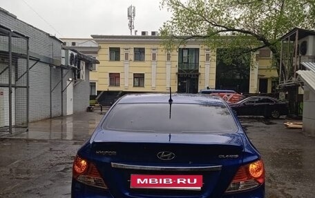 Hyundai Solaris II рестайлинг, 2012 год, 665 000 рублей, 10 фотография