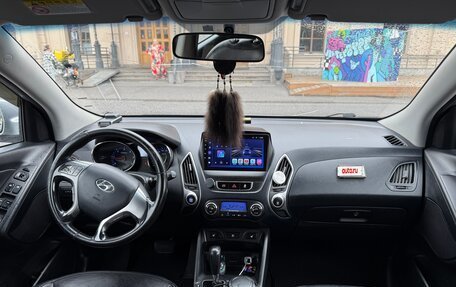 Hyundai Tucson III, 2011 год, 1 550 000 рублей, 12 фотография