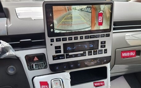 Hyundai Staria, 2025 год, 7 590 000 рублей, 21 фотография