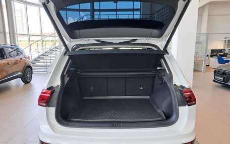 Volkswagen Tiguan II, 2021 год, 3 220 000 рублей, 14 фотография