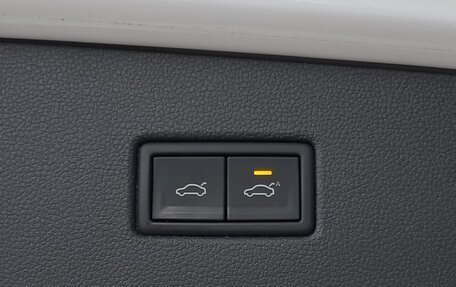 Volkswagen Tiguan II, 2021 год, 3 220 000 рублей, 23 фотография
