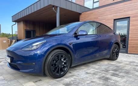 Tesla Model Y I, 2021 год, 4 400 000 рублей, 3 фотография