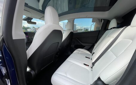 Tesla Model Y I, 2021 год, 4 400 000 рублей, 6 фотография