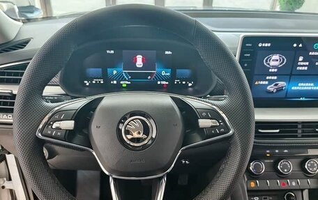 Skoda Kodiaq I, 2025 год, 3 230 000 рублей, 8 фотография