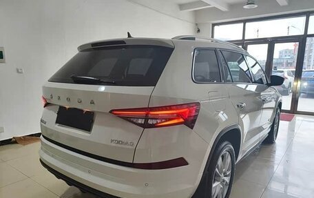 Skoda Kodiaq I, 2025 год, 3 230 000 рублей, 6 фотография