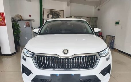 Skoda Kodiaq I, 2025 год, 3 230 000 рублей, 3 фотография