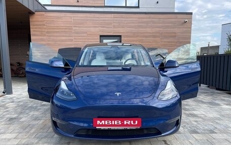 Tesla Model Y I, 2021 год, 4 400 000 рублей, 8 фотография