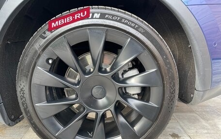 Tesla Model Y I, 2021 год, 4 400 000 рублей, 10 фотография