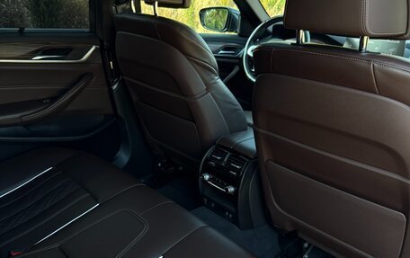BMW 5 серия, 2019 год, 6 000 000 рублей, 12 фотография