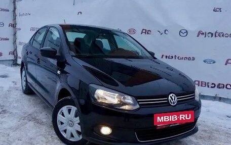Volkswagen Polo VI (EU Market), 2013 год, 850 000 рублей, 2 фотография