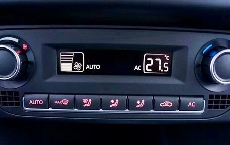 Volkswagen Polo VI (EU Market), 2013 год, 850 000 рублей, 14 фотография