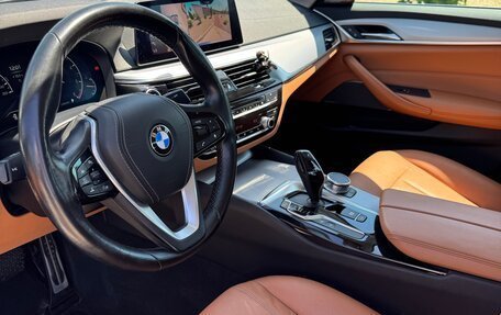 BMW 5 серия, 2018 год, 2 999 999 рублей, 8 фотография