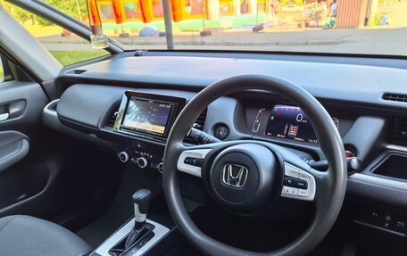 Honda Fit, 2020 год, 1 250 000 рублей, 13 фотография