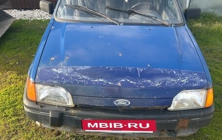 Ford Fiesta, 1981 год, 65 000 рублей, 2 фотография