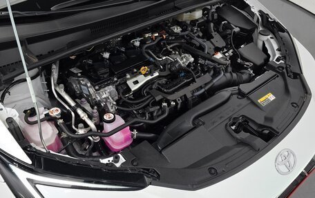Toyota Prius IV XW50, 2024 год, 3 970 000 рублей, 7 фотография