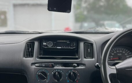 Toyota Probox I, 2002 год, 489 000 рублей, 19 фотография
