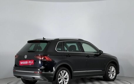 Volkswagen Tiguan II, 2019 год, 3 350 000 рублей, 5 фотография