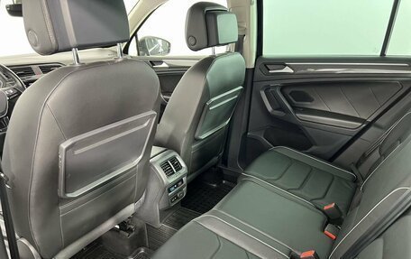 Volkswagen Tiguan II, 2019 год, 3 350 000 рублей, 17 фотография