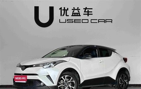 Toyota C-HR I рестайлинг, 2021 год, 1 870 000 рублей, 2 фотография