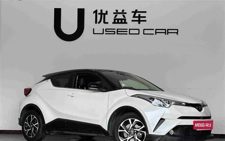 Toyota C-HR I рестайлинг, 2021 год, 1 870 000 рублей, 5 фотография