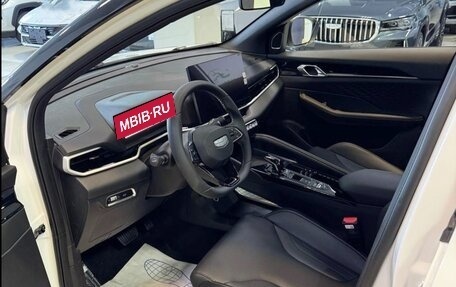 Geely Coolray I, 2025 год, 1 900 000 рублей, 4 фотография